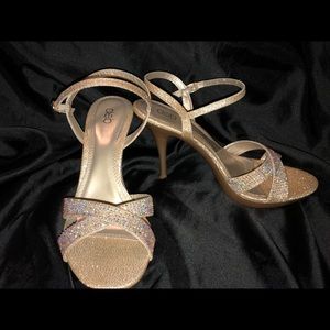 Gold pageant prom heels
